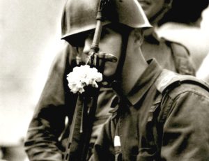 EDUARDO GAGEIRO | 25 abril. 25 imagens. 50 anos